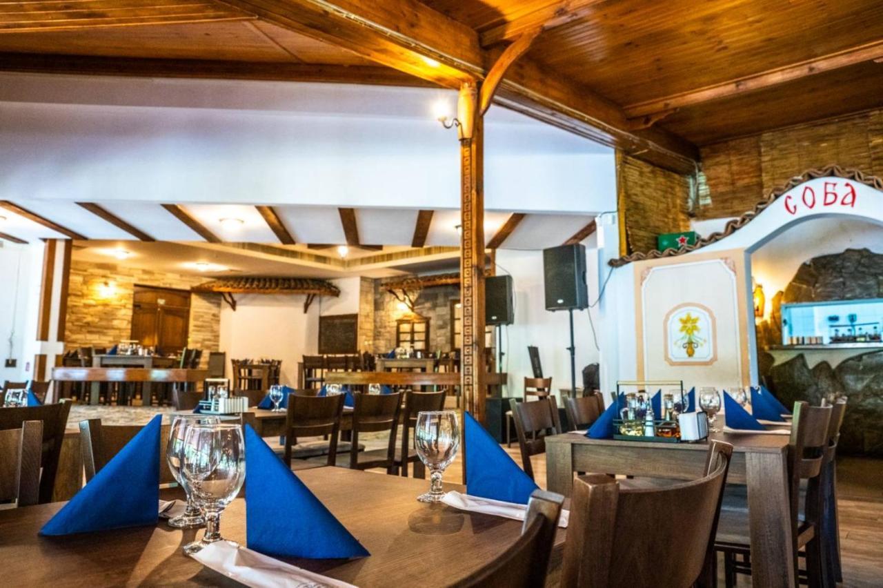 Hotel Ezeroto Стара-Загора Экстерьер фото